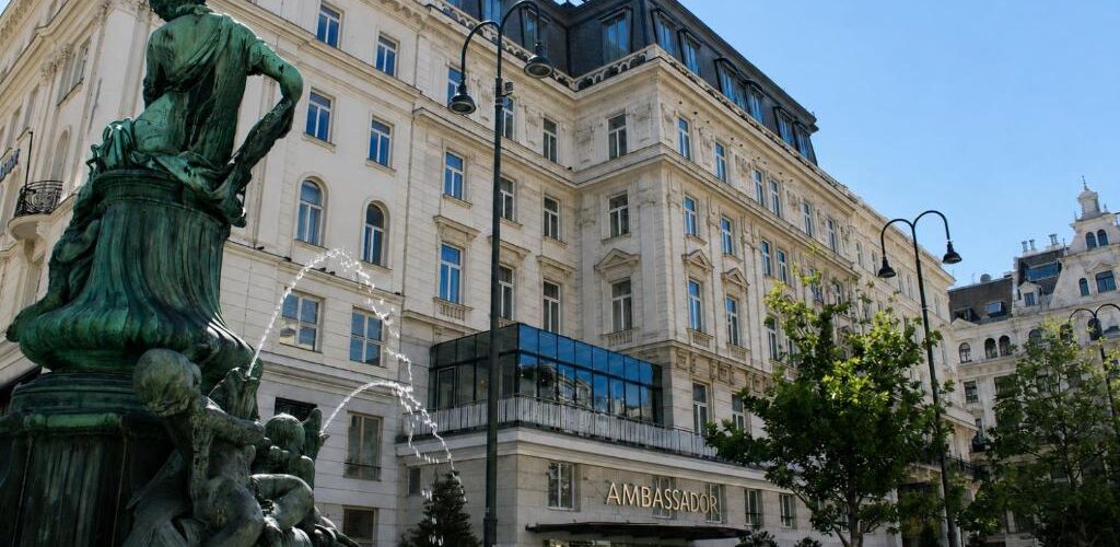 Hotel Ambassador