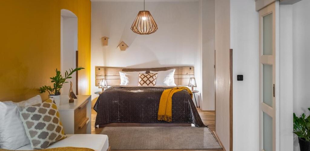 4 Trees Apartments by Adrez